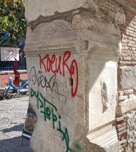 16 aprile, iniziativa sulla rimozione di graffiti e imbratti vandalici dai monumenti